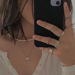 Meet your Posher, Eimmy